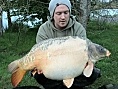 Nick Howard, 25th Apr<br />34lb 05oz ghostie mirror